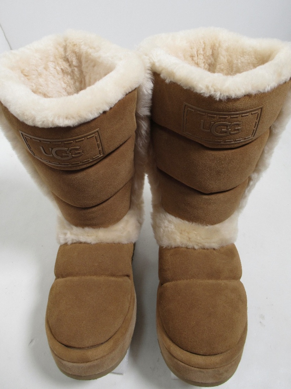 Ugg Women's Classic Chillapeak Tall Boots Chestnut Size 8 US / 6 UK / 39 EU